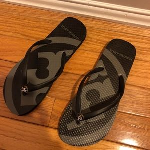 TORY BURCH AUTHENTIC FLIP FLOPS